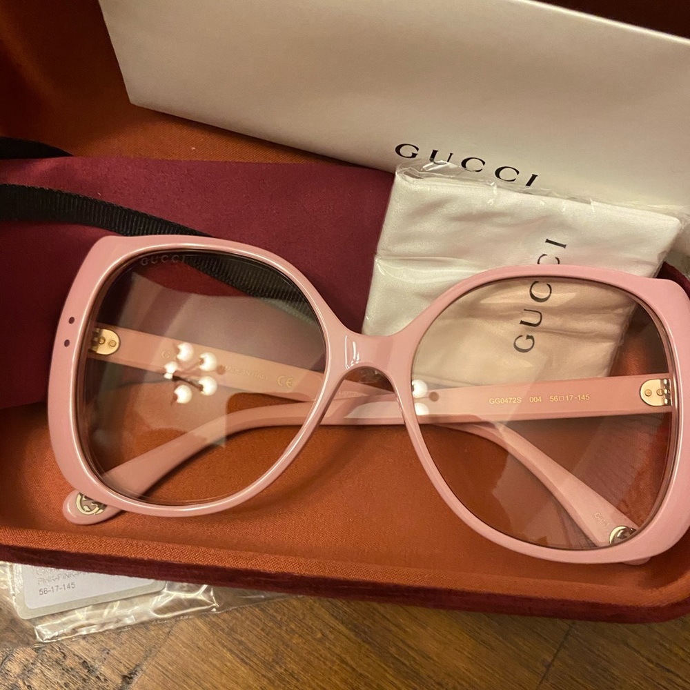NWT Gucci Sunglasses